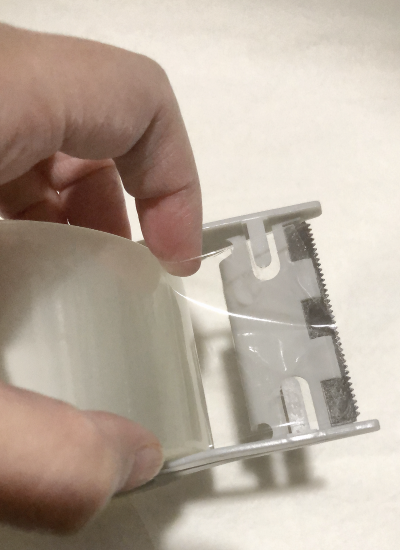 セリアのOPP梱包テープ