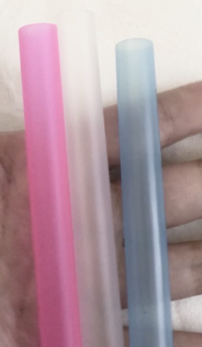 セリアで購入した太いストロー