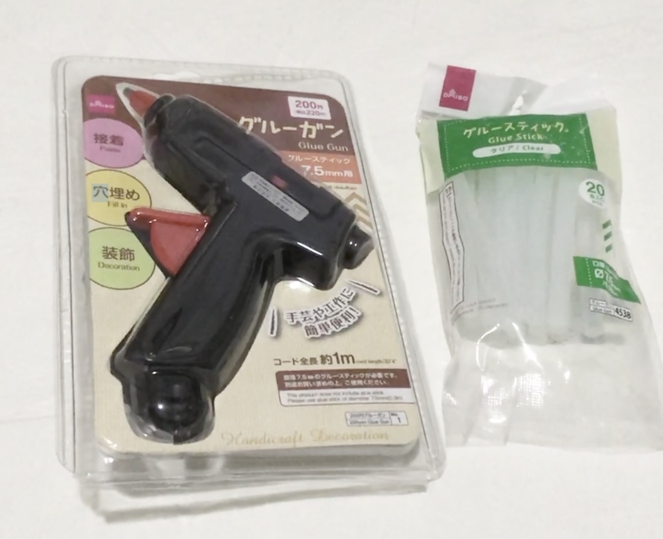 ダイソーで買ったグルーガン