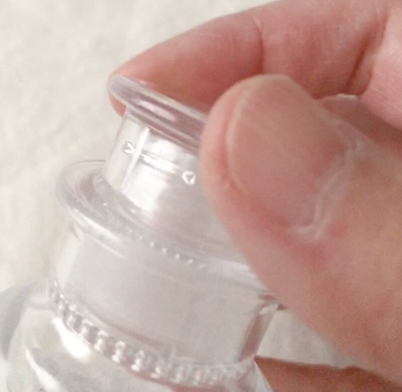 100均セリアで買った2WAY-CAP スパイスボトル