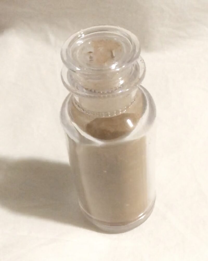 100均セリアで買った2WAY-CAP スパイスボトル