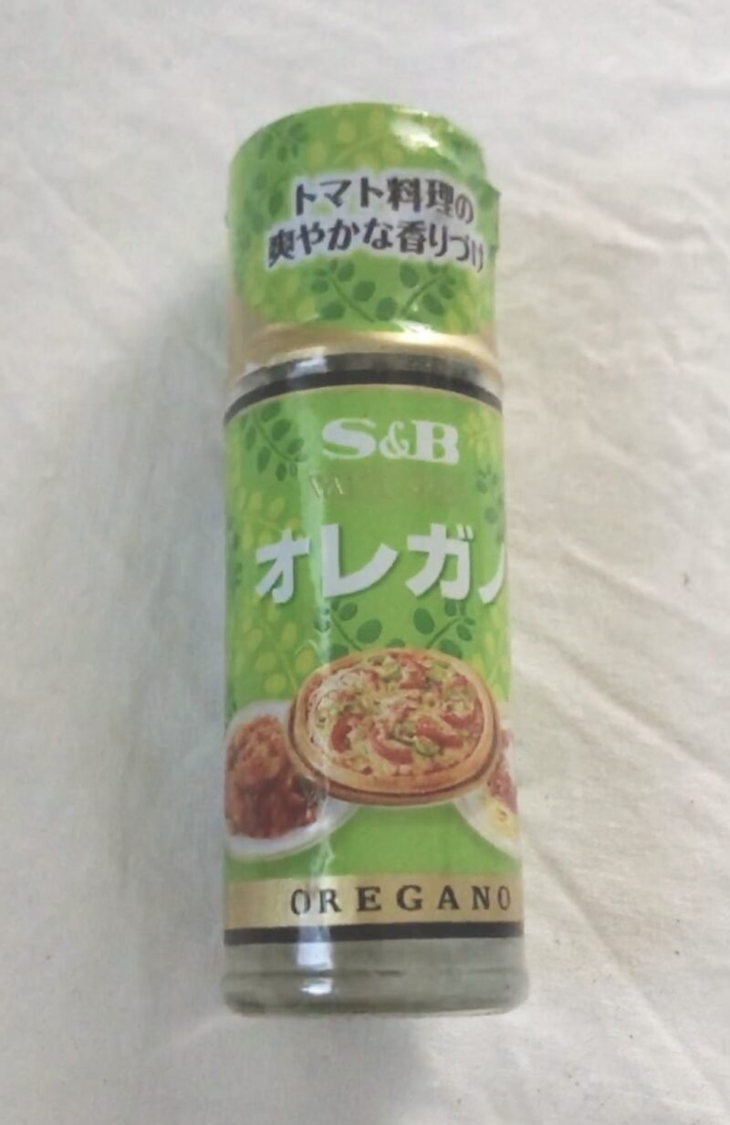 ダイソーで買ったオレガノスパイス