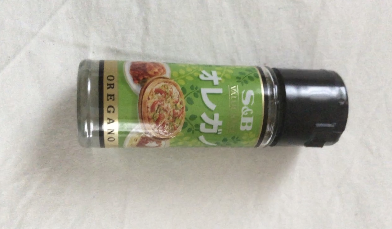 ダイソーで買ったオレガノスパイス