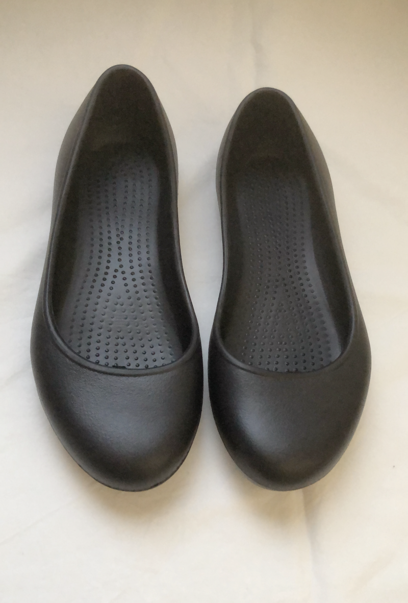 ダイソーのEVAパンプスをレビュー