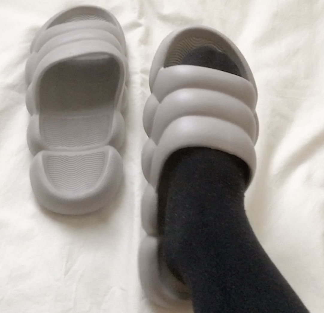 100均ダイソーで買ったサンダル