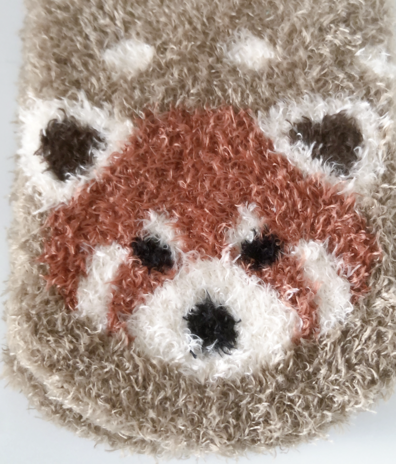 100均ダイソーで買ったもこもこ靴下（キッズ用）