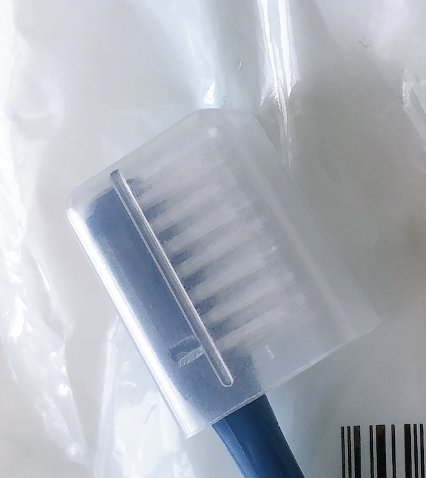 ダイソーで買った歯ブラシ４本セット