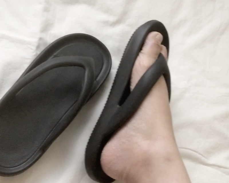 100均ダイソーで買ったサンダル