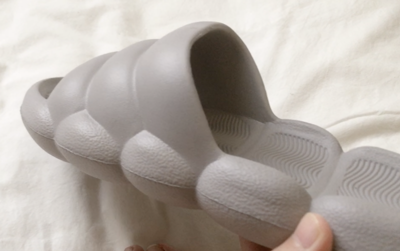 100均ダイソーで買ったサンダル