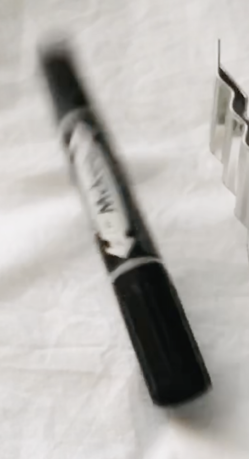 100均セリアで購入したステンレス製トング（ゴミ拾い）