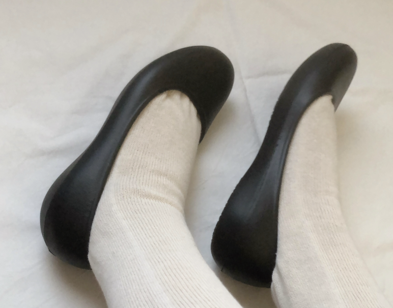 ダイソーのEVAパンプスをレビュー