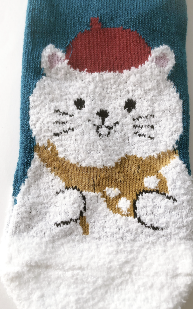 ダイソーで買ったモールソックス（絵描きねこ）