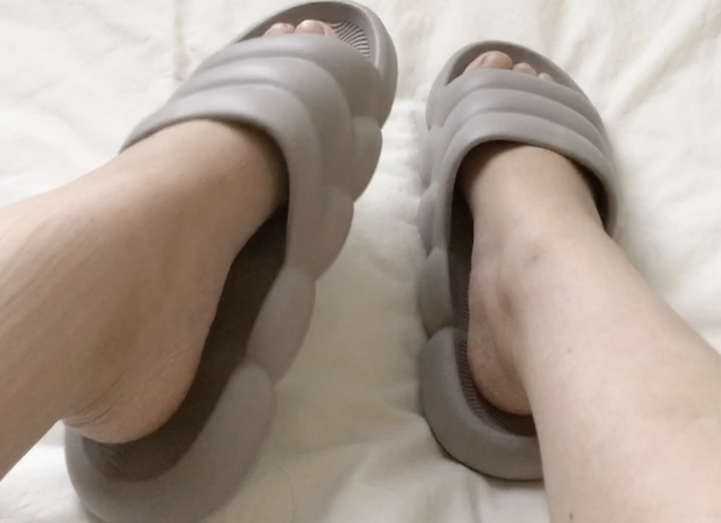 100均ダイソーで買ったサンダル