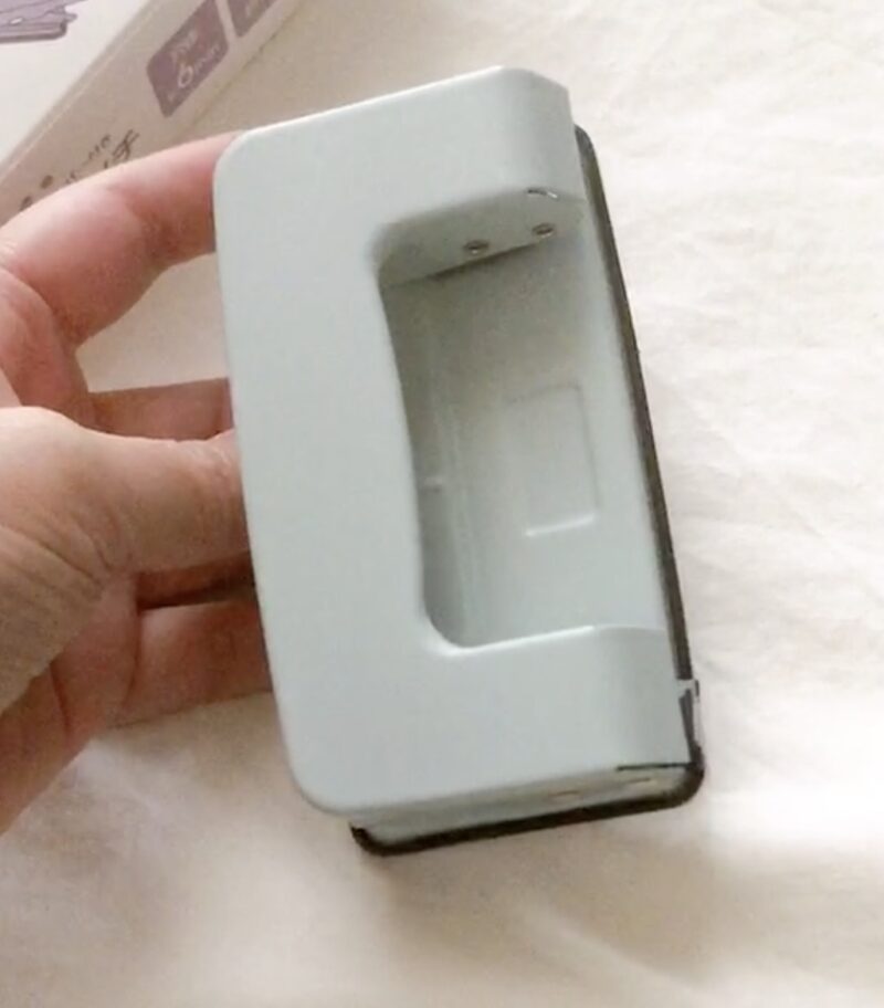 100均セリアで買った２穴パンチをレビュー