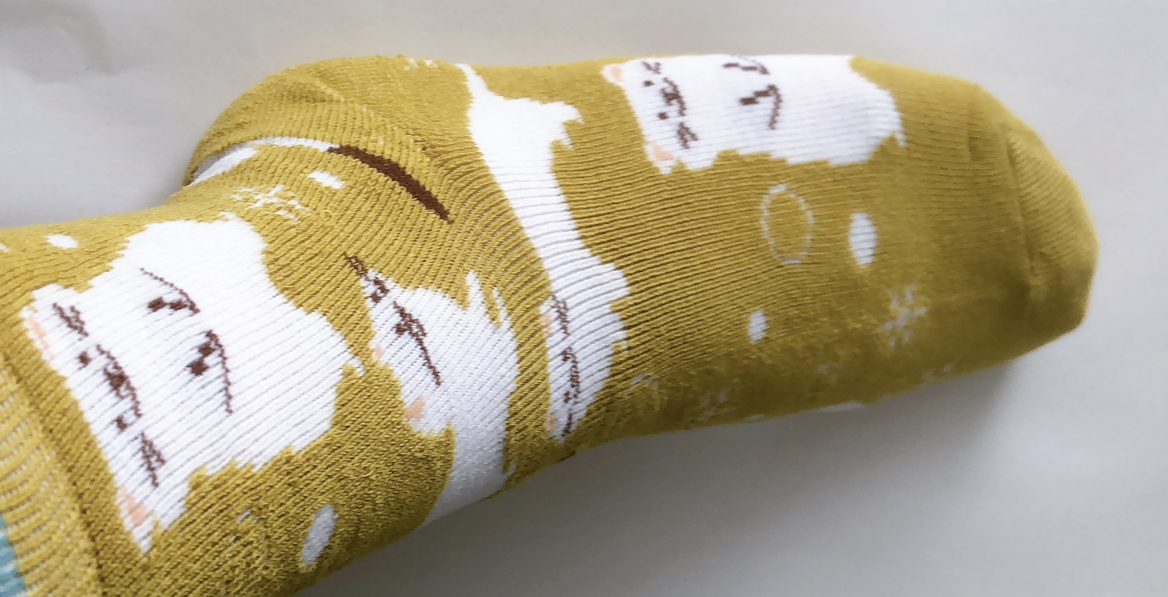 100均セリアで買ったパイル靴下（オコジョ柄）