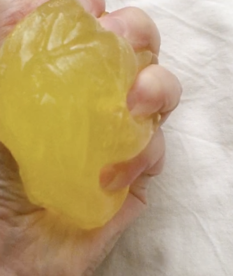 100均ダイソーで買ったスライム（ねこ）の感触