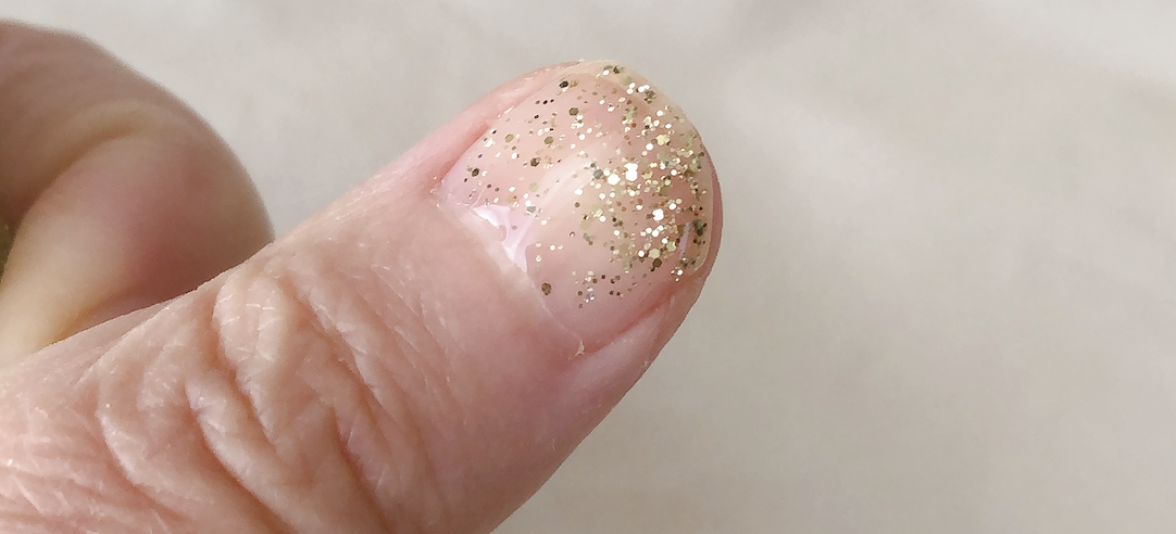 超簡単にネイルのムラをごまかす方法（100均で対策）