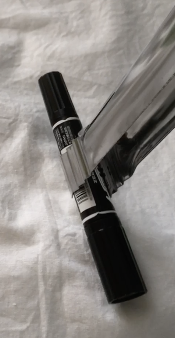 100均セリアで購入したステンレス製トング（ゴミ拾い）