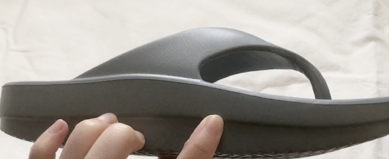 100均ダイソーで買ったサンダル